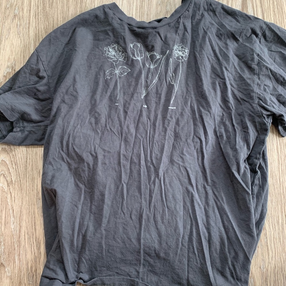 american eagle flower top